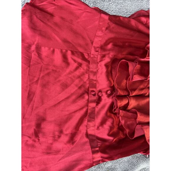 Babe Women’s Shirt Red Size Large Off Shoulder Ruffle Romper Play Suite Dust - Picture 5 of 13
